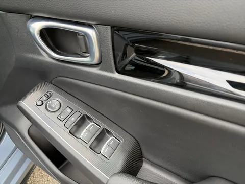 DK24XXP Honda Civic 2.0 eHEV Advance 5dr CVT Thumbnail #20