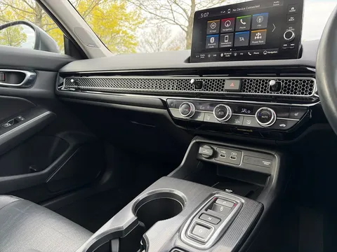 DK24XXP Honda Civic 2.0 eHEV Advance 5dr CVT Thumbnail #28