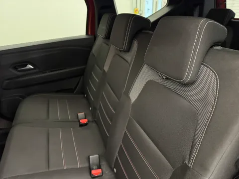 DS72UTM Dacia Jogger 1.0 TCe Extreme SE 5dr Thumbnail #11