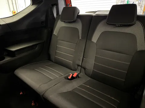 DS72UTM Dacia Jogger 1.0 TCe Extreme SE 5dr Thumbnail #12