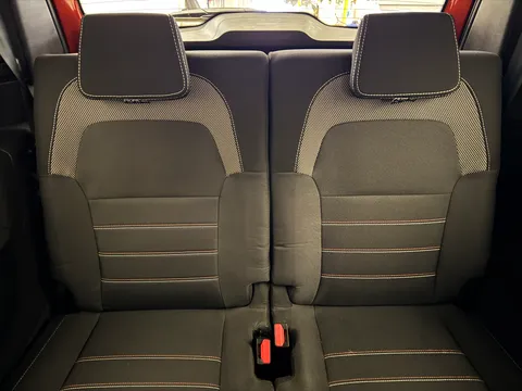 DS72UTM Dacia Jogger 1.0 TCe Extreme SE 5dr Thumbnail #14