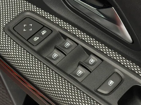 DS72UTM Dacia Jogger 1.0 TCe Extreme SE 5dr Thumbnail #21