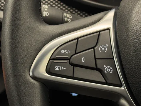 DS72UTM Dacia Jogger 1.0 TCe Extreme SE 5dr Thumbnail #23