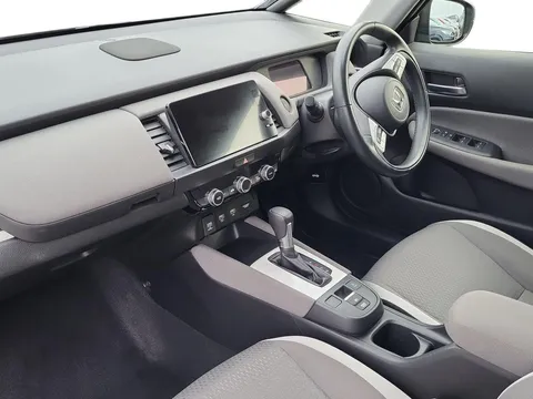 GL02COT Honda Jazz 1.5 i-MMD Hybrid Crosstar EX 5dr eCVT Thumbnail #3