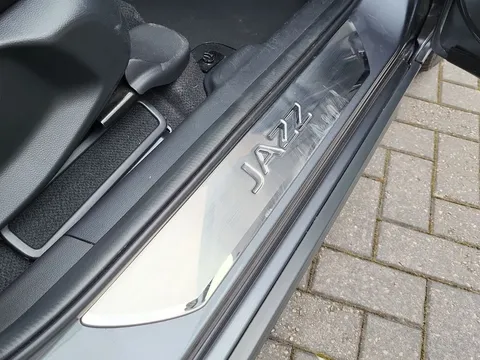 GL02COT Honda Jazz 1.5 i-MMD Hybrid Crosstar EX 5dr eCVT Thumbnail #19