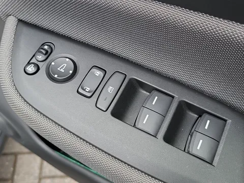 GL02COT Honda Jazz 1.5 i-MMD Hybrid Crosstar EX 5dr eCVT Thumbnail #20