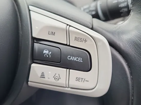 GL02COT Honda Jazz 1.5 i-MMD Hybrid Crosstar EX 5dr eCVT Thumbnail #22