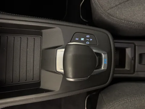 MA71EOX Renault Zoe 80kW Iconic R110 50kWh Rapid Charge 5dr Auto Thumbnail #15