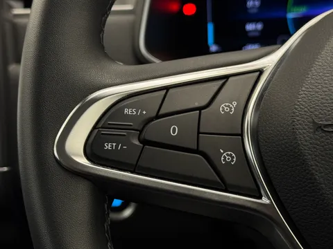 MA71EOX Renault Zoe 80kW Iconic R110 50kWh Rapid Charge 5dr Auto Thumbnail #22