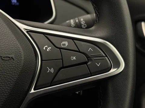 MA71EOX Renault Zoe 80kW Iconic R110 50kWh Rapid Charge 5dr Auto Thumbnail #23