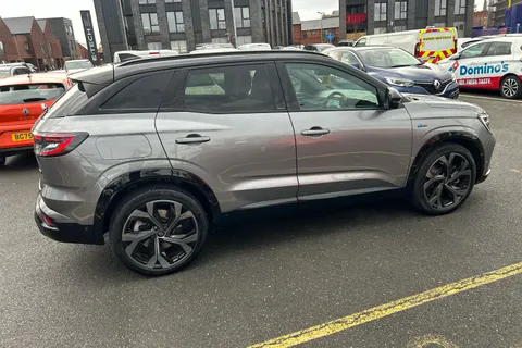 BN73ZKG Renault Austral E-Tech FHEV Iconic Esprit Alpine 5dr Auto 4C Thumbnail #32