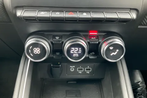 FV21URU Renault Clio 1.0 TCe 90 RS Line 5dr Thumbnail #16