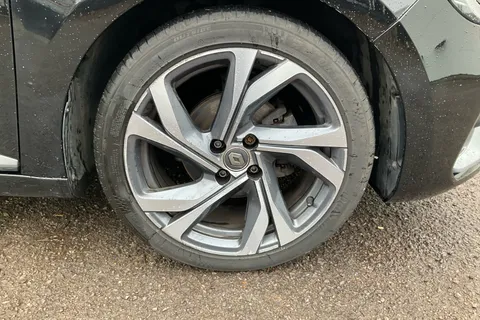 FV21URU Renault Clio 1.0 TCe 90 RS Line 5dr Thumbnail #39