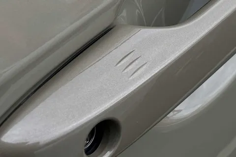 MV73UKB Honda Hr-V 1.5 eHEV Elegance 5dr CVT Thumbnail #16