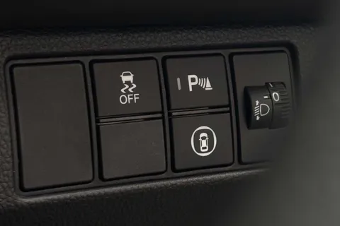 MV73UKB Honda Hr-V 1.5 eHEV Elegance 5dr CVT Thumbnail #17