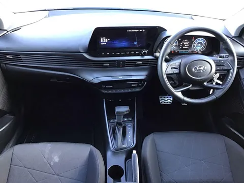 DY23OKU Hyundai Bayon 1.0 TGDi 48V MHEV Premium 5dr DCT Thumbnail #19