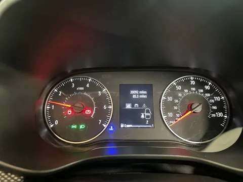 DY73LRA Dacia Sandero Stepway 1.0 TCe Journey 5dr Thumbnail #12