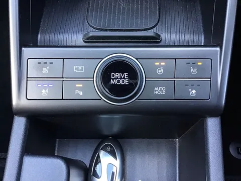 DL73LWO Hyundai Kona 1.6 GDi Hybrid Ultimate 5dr DCT Thumbnail #14