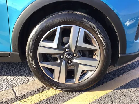 DY23OKU Hyundai Bayon 1.0 TGDi 48V MHEV Premium 5dr DCT Thumbnail #10