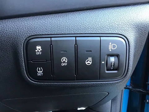 DY23OKU Hyundai Bayon 1.0 TGDi 48V MHEV Premium 5dr DCT Thumbnail #25