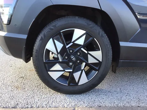 DL73LWO Hyundai Kona 1.6 GDi Hybrid Ultimate 5dr DCT Thumbnail #24