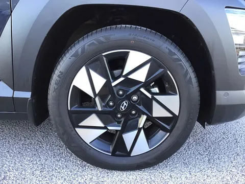 DL73LWO Hyundai Kona 1.6 GDi Hybrid Ultimate 5dr DCT Thumbnail #25