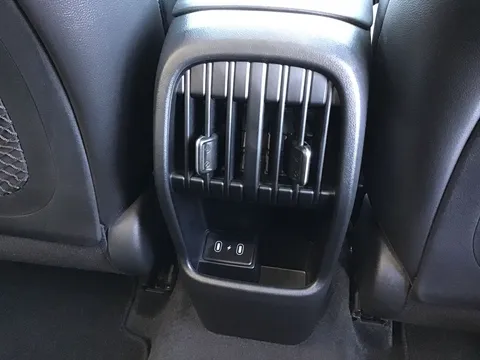 DL73LWO Hyundai Kona 1.6 GDi Hybrid Ultimate 5dr DCT Thumbnail #26