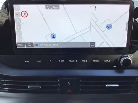 DY23OKU Hyundai Bayon 1.0 TGDi 48V MHEV Premium 5dr DCT Thumbnail #31