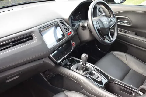 2 of 22 for HONDA HR-V 1.6 i-DTEC EX 5dr