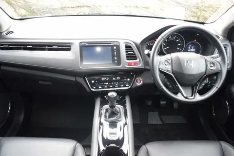 4 of 22 for HONDA HR-V 1.6 i-DTEC EX 5dr