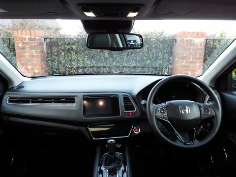 16 of 22 for HONDA HR-V 1.6 i-DTEC EX 5dr