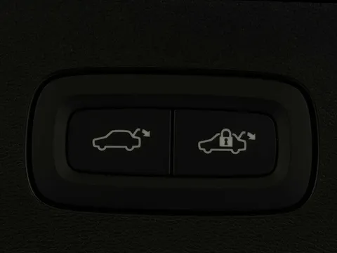 DN74VXH Volvo V60 2.0 T6 [350] PHEV Plus Dark 5dr AWD Auto Thumbnail #10