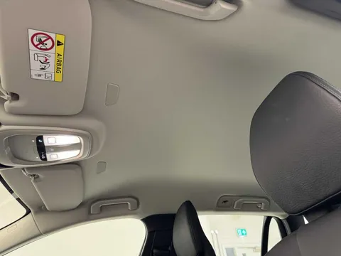 DN74VXH Volvo V60 2.0 T6 [350] PHEV Plus Dark 5dr AWD Auto Thumbnail #18