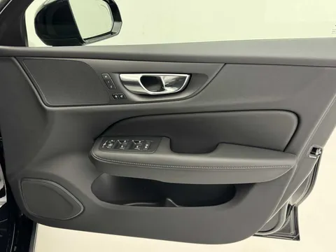 DN74VXH Volvo V60 2.0 T6 [350] PHEV Plus Dark 5dr AWD Auto Thumbnail #21