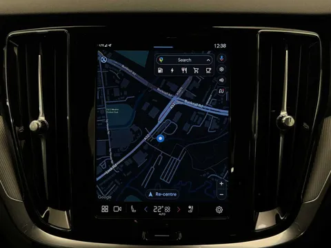 DN74VXH Volvo V60 2.0 T6 [350] PHEV Plus Dark 5dr AWD Auto Thumbnail #29