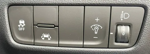 9 of 34 for Hyundai Kona 1.0T GDi Blue Drive Premium 5dr