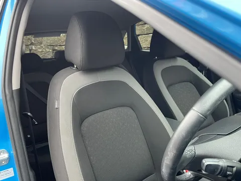 10 of 34 for Hyundai Kona 1.0T GDi Blue Drive Premium 5dr