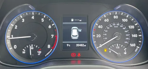 13 of 34 for Hyundai Kona 1.0T GDi Blue Drive Premium 5dr