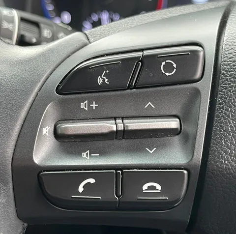 17 of 34 for Hyundai Kona 1.0T GDi Blue Drive Premium 5dr