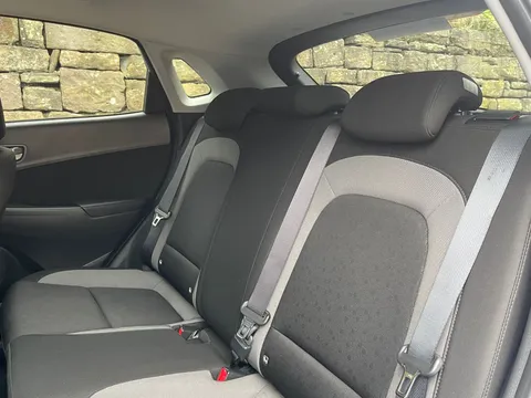 24 of 34 for Hyundai Kona 1.0T GDi Blue Drive Premium 5dr