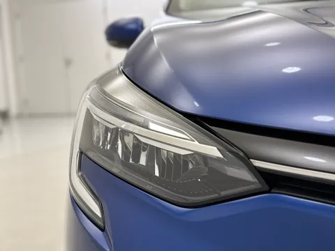 AY22VSJ Renault Clio 1.6 E-TECH Hybrid 140 Iconic 5dr Auto Thumbnail #30