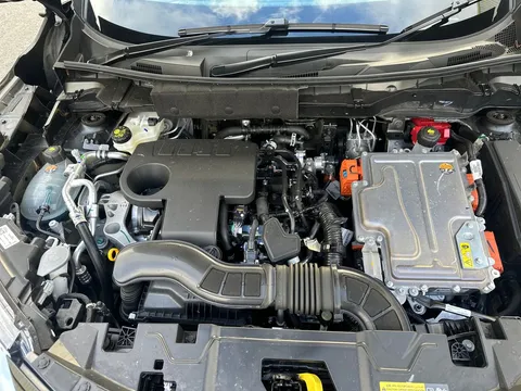 OW25EJN Nissan Juke 1.6 Hybrid Tekna+ 5dr Auto Thumbnail #10