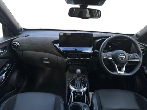 OW25EJN Nissan Juke 1.6 Hybrid Tekna+ 5dr Auto Thumbnail #12