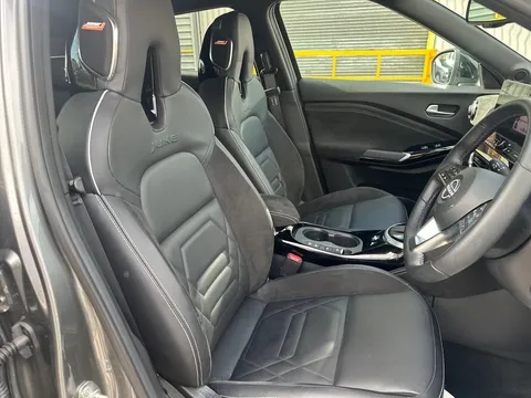 OW25EJN Nissan Juke 1.6 Hybrid Tekna+ 5dr Auto Thumbnail #17