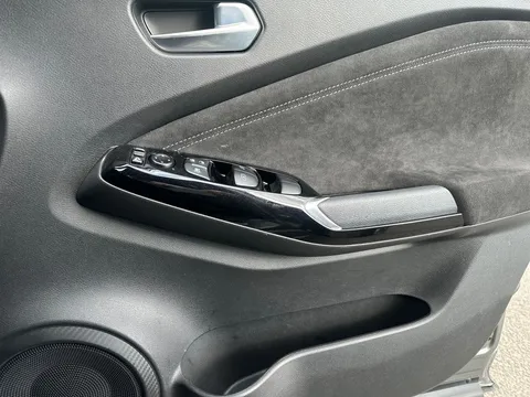 OW25EJN Nissan Juke 1.6 Hybrid Tekna+ 5dr Auto Thumbnail #18