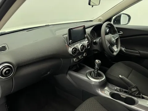 DP23FAF Nissan Juke 1.0 DiG-T 114 Acenta 5dr Thumbnail #14