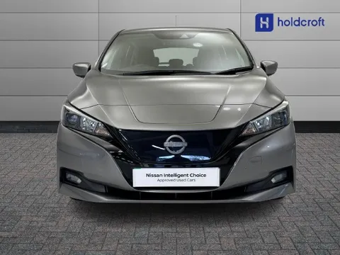 2 of 14 for Nissan LEAF 110kW Acenta 39kWh 5dr Auto