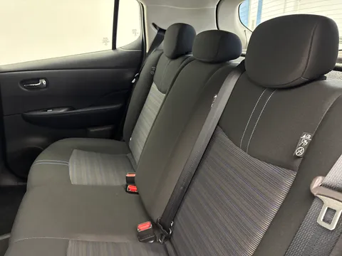 11 of 14 for Nissan LEAF 110kW Acenta 39kWh 5dr Auto