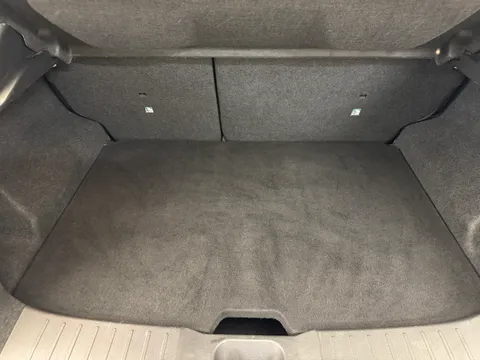 DS20KMK Nissan Juke 1.0 DiG-T 114 Tekna+ 5dr Thumbnail #11