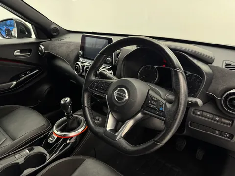 DS20KMK Nissan Juke 1.0 DiG-T 114 Tekna+ 5dr Thumbnail #22